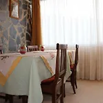 Alojamento de Acomodação e Pequeno-almoço Esperança 3*