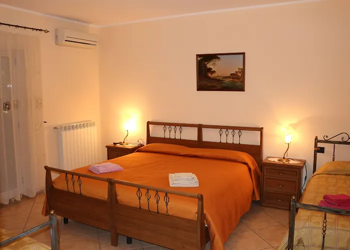 Alojamento de Acomodação e Pequeno-almoço Esperança 3*