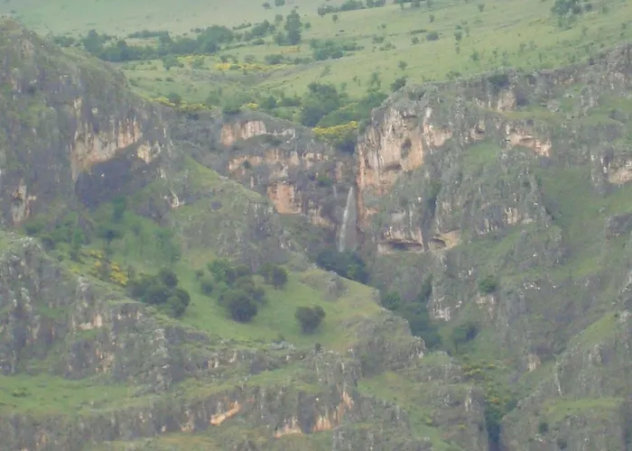 Alojamento de Acomodação e Pequeno-almoço Esperança Frascineto